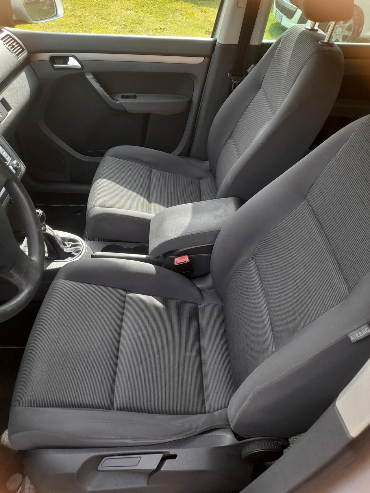 Volkswagen Touran 1.6 GPL