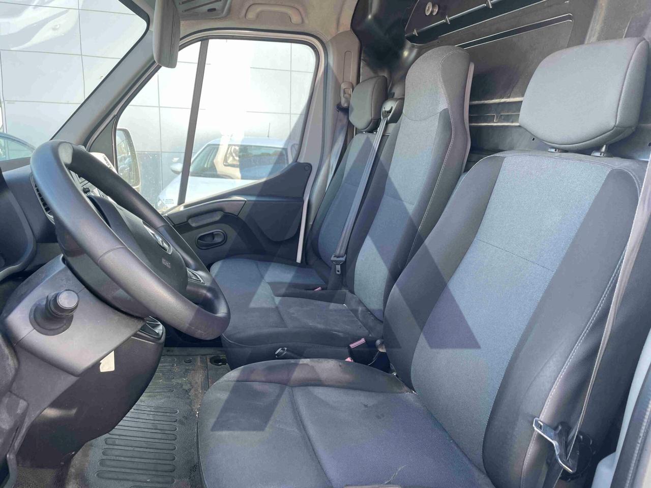 Renault Master T35 2.3 dci 135cv L3H2 Ice