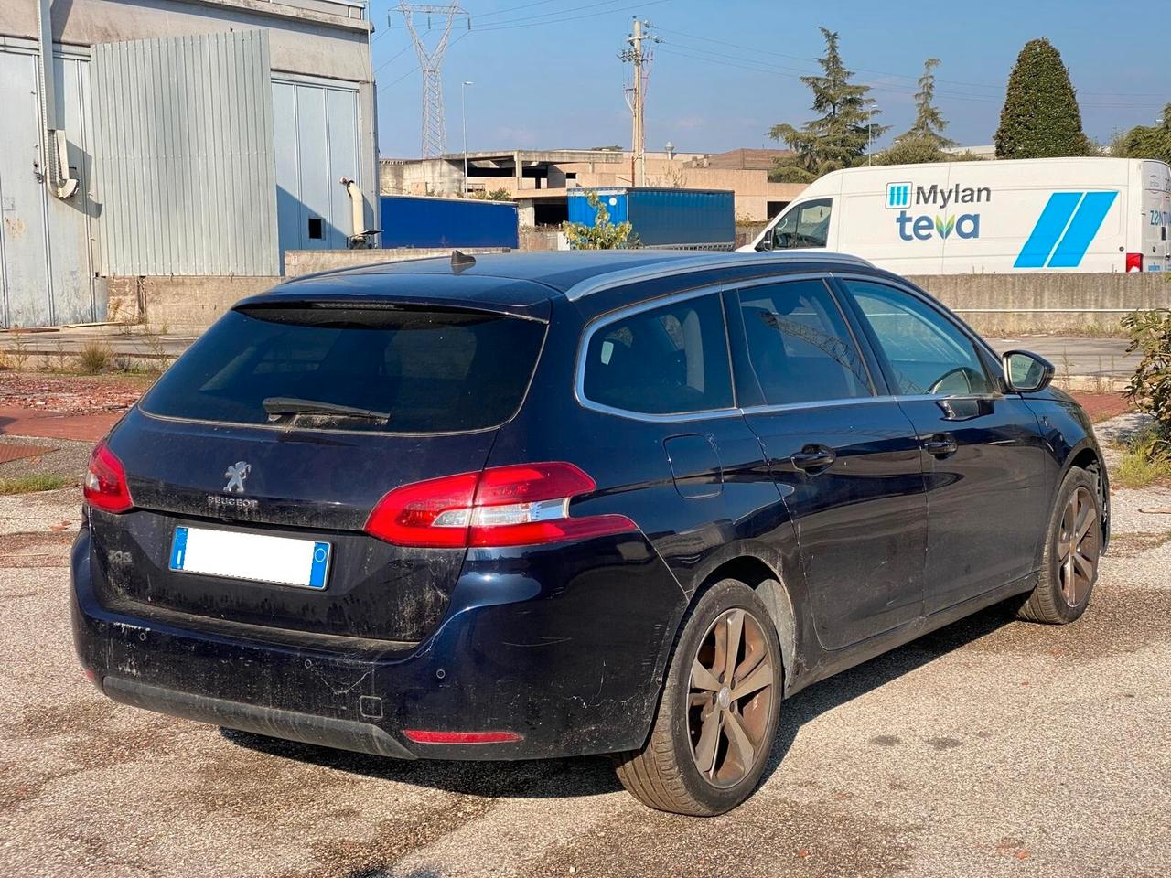 Peugeot 308 SW 1.5 bluehdi s MOTORE RUMOROSO