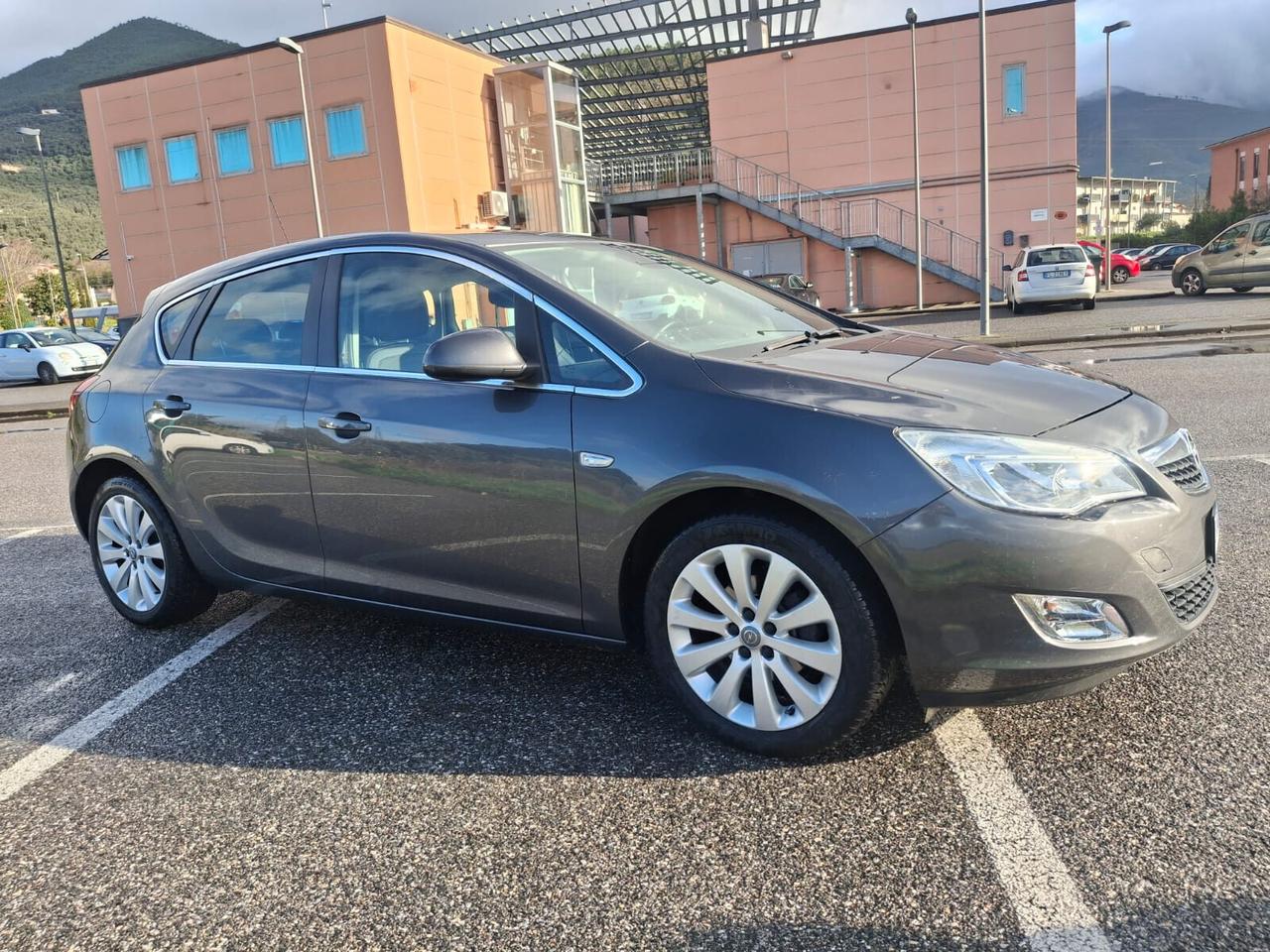 Opel Astra 1.6 115CV. Cosmo*SOLO 79mila CHILOMETRI*