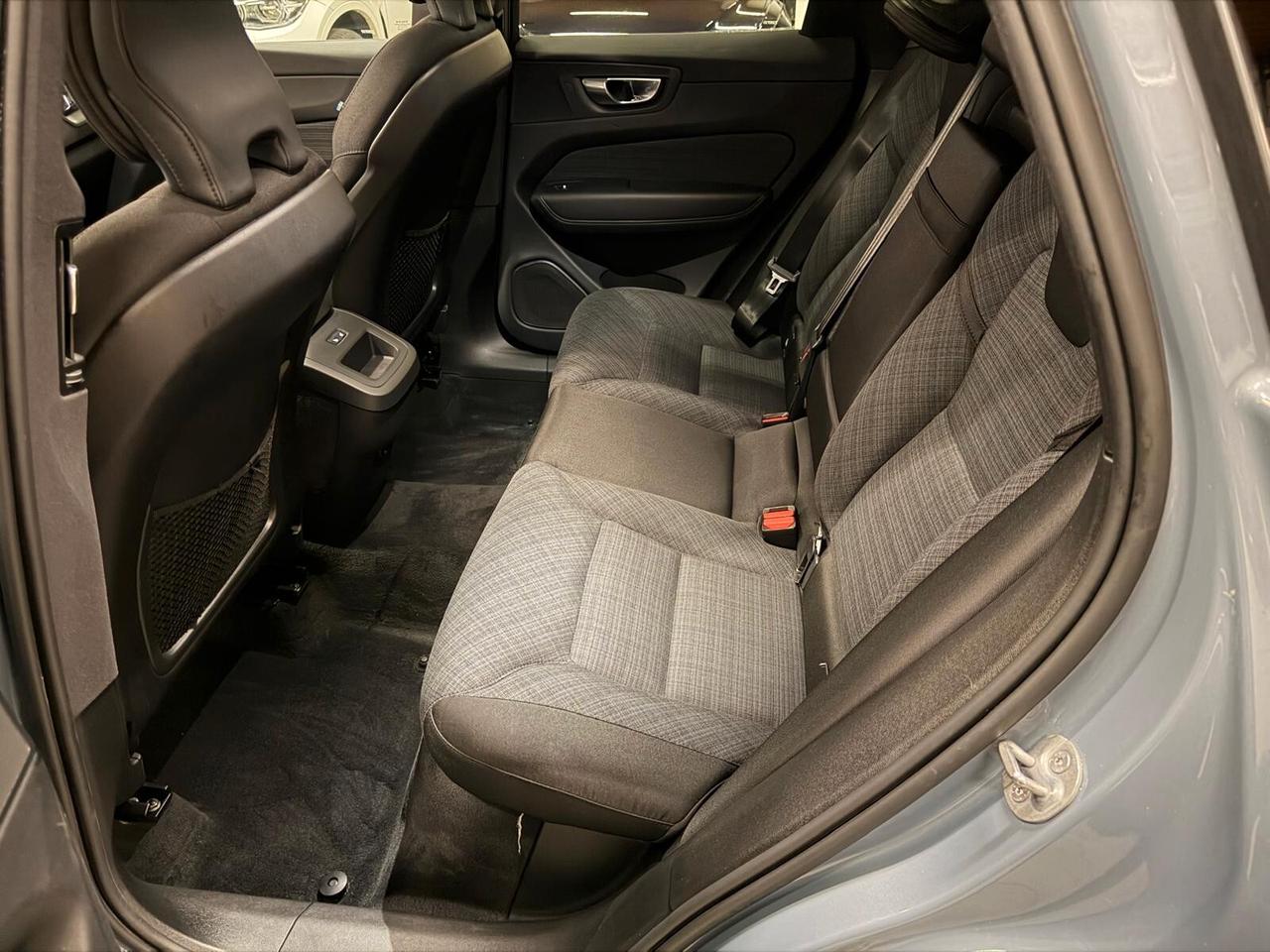 Volvo XC 60 XC60 B4 (d) AWD automatico Core