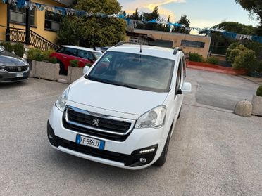 "5 POSTI" Peugeot Partner Tepee BlueHdi