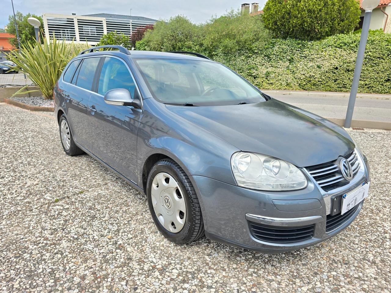 Volkswagen Golf Var. 1.6 Trendline BiFuel GPL
