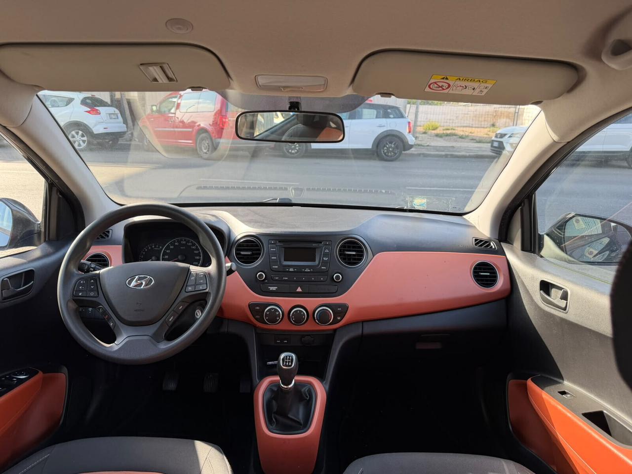 Hyundai i10 1.0 MPI Login