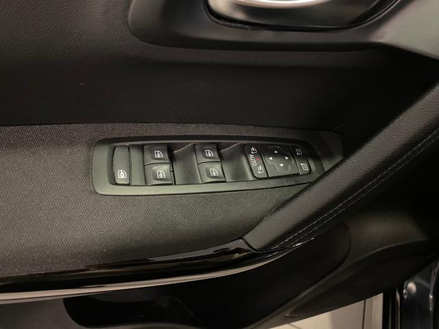 RENAULT Kadjar Blue dCi 8V 115CV EDC Black Edition