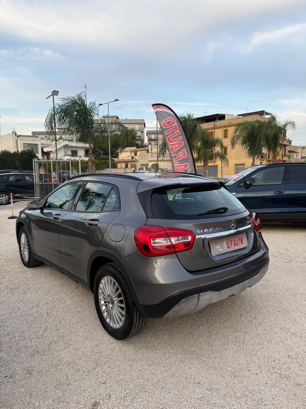 Mercedes-benz GLA 200 d Automatic 4Matic Premium