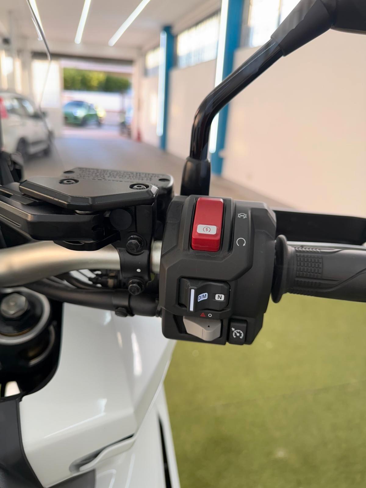 Honda X-ADV 750