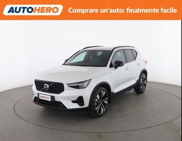 VOLVO XC40 B3 automatico Plus Dark
