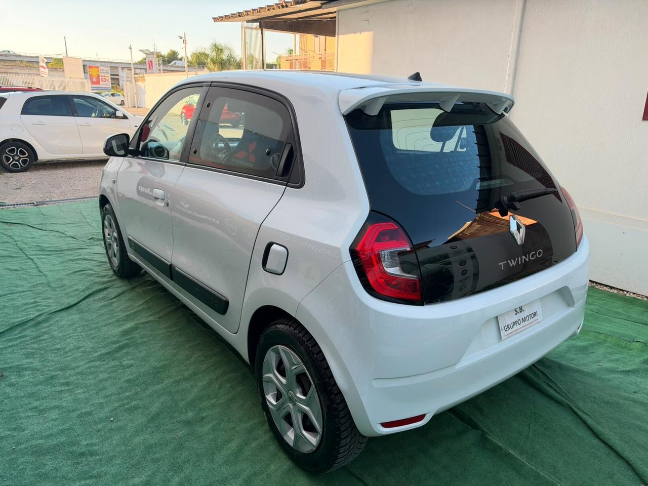Renault Twingo 2020 1.0 SCe 65 CV Duel FULL LED LEGGI!