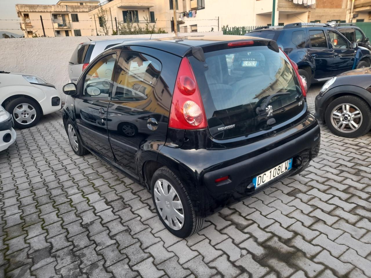 Peugeot 107 1.4 HDi 5p. Sweet Years