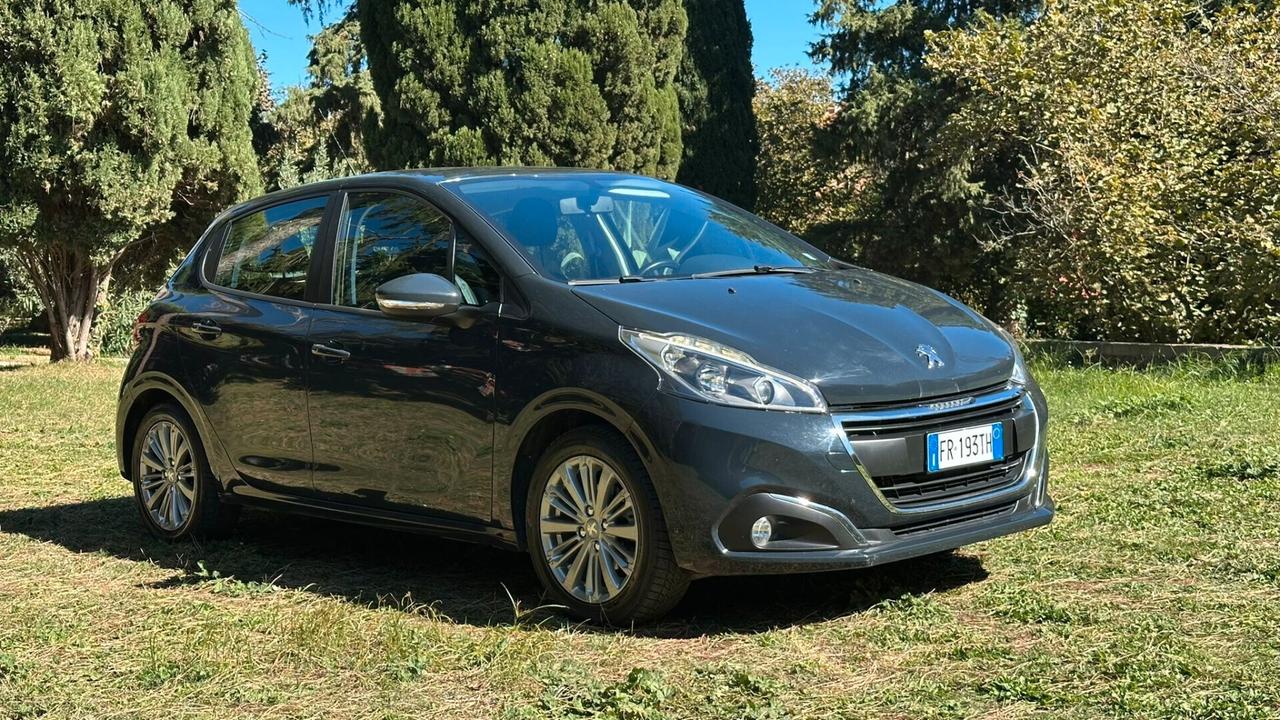 Peugeot 208 PureTech 82 5P Allure NEOP gpl 2018 LEGGI TESTO