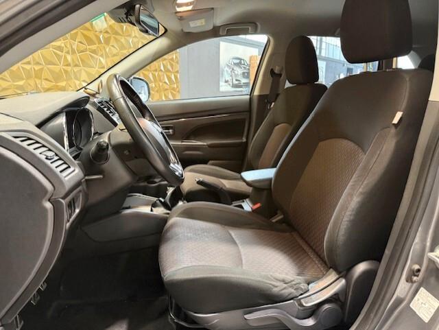 Mitsubishi ASX 1.6 2WD Knight