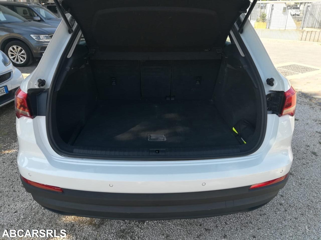 AUDI - Q3 - 35 TDI S tronic S line edition - FINAN