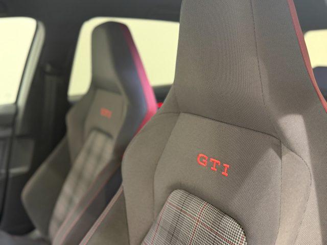 VOLKSWAGEN Golf 2.0 TSI DSG GTI