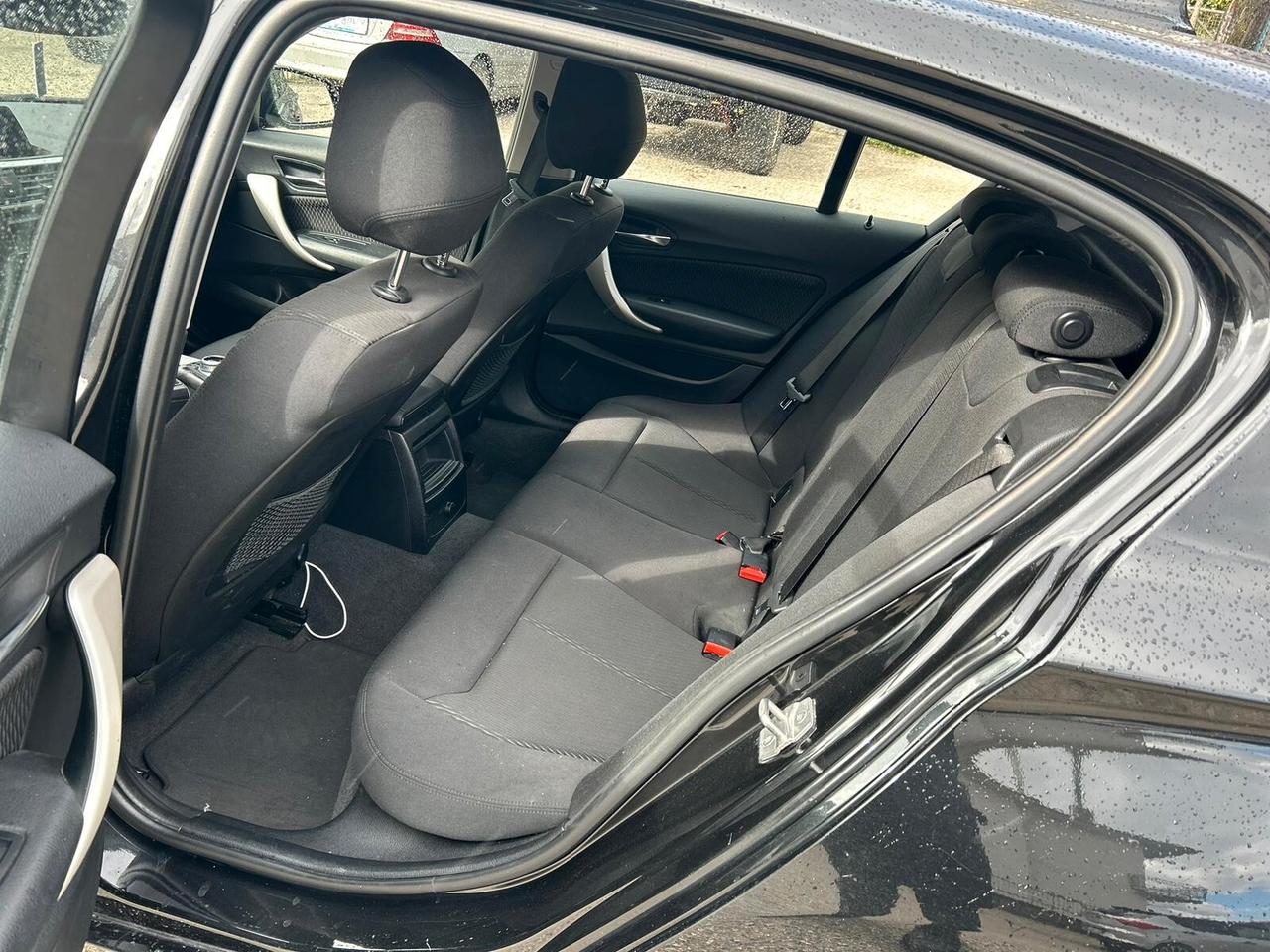 Bmw 116 116d 5p. Efficient Dynamics Urban