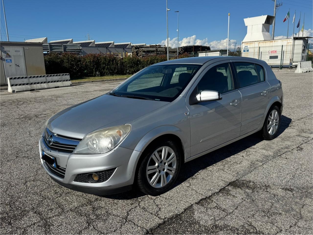 Opel Astra 1.7 CDTI 110CV 5 porte Enjoy