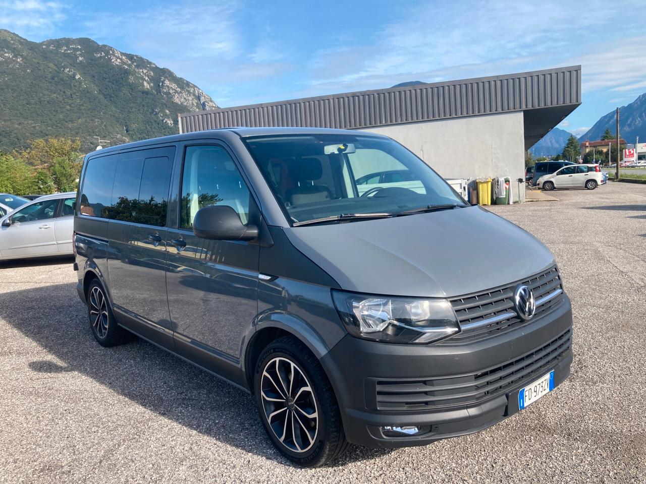 Volkswagen Transporter 2.0 TDI 150CV PL Kombi Business
