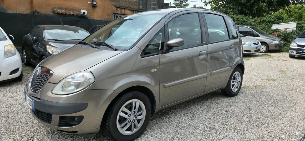 Lancia MUSA 1.4 16V Platino Plus neopatentati