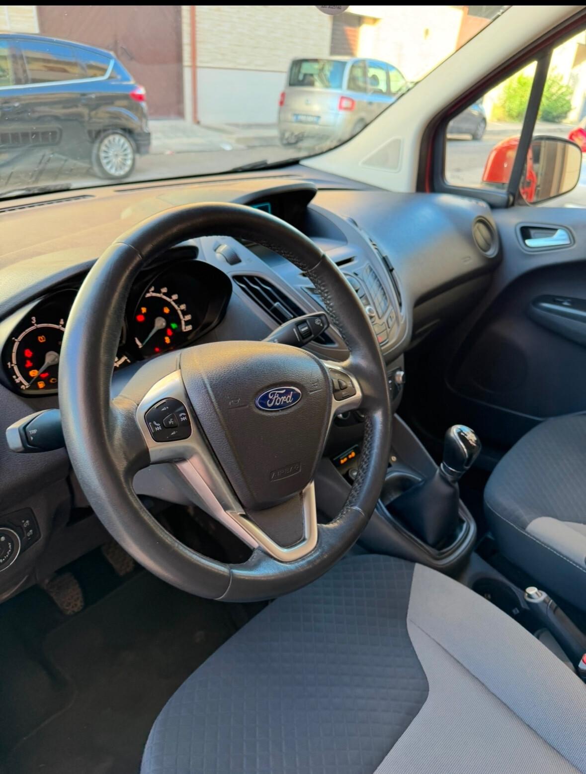 Ford Transit Courier 1.5 TDCi 75CV Van Trend