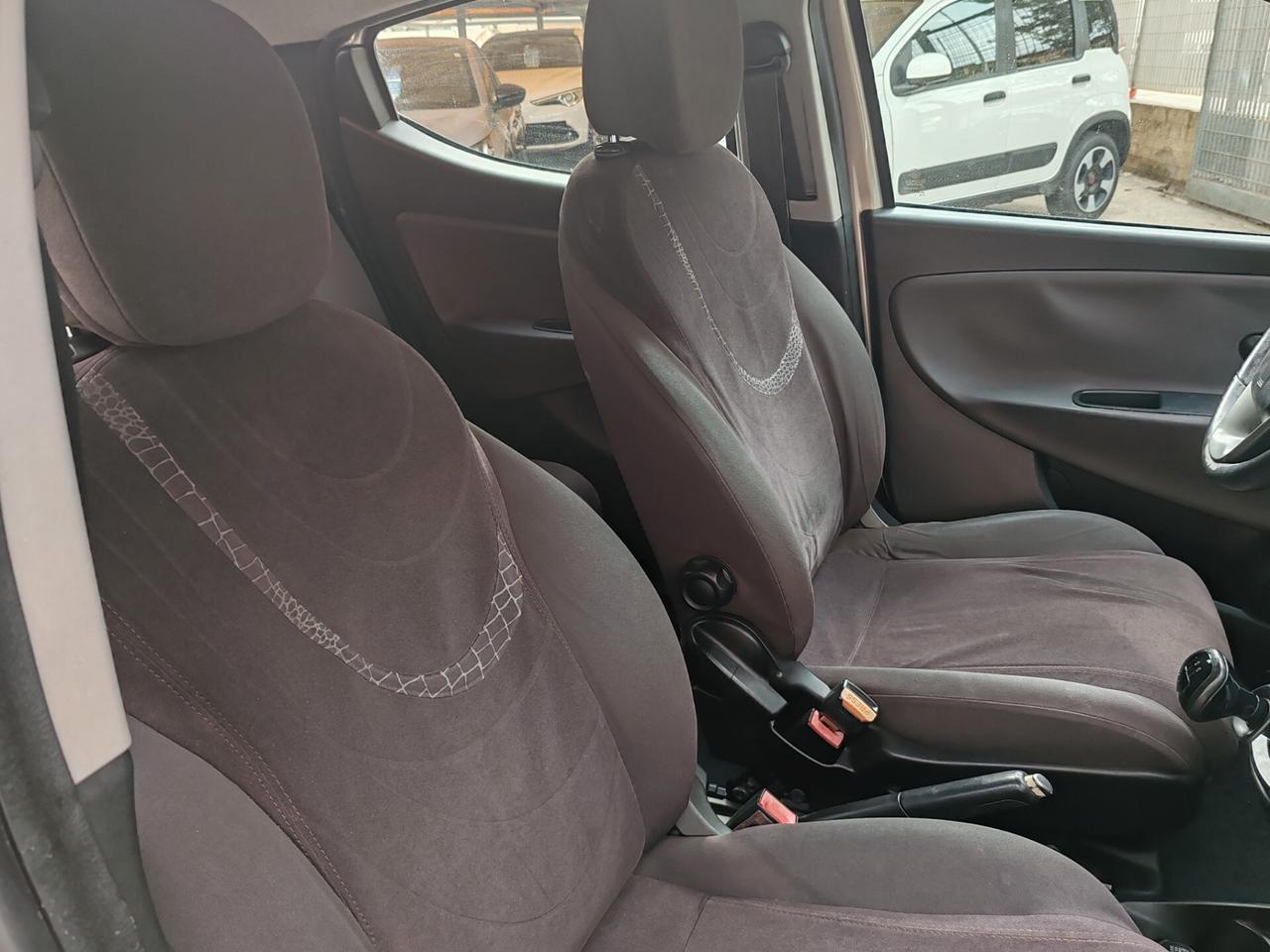 Lancia Ypsilon 1.2 69 CV 5 porte GPL Ecochic Gold