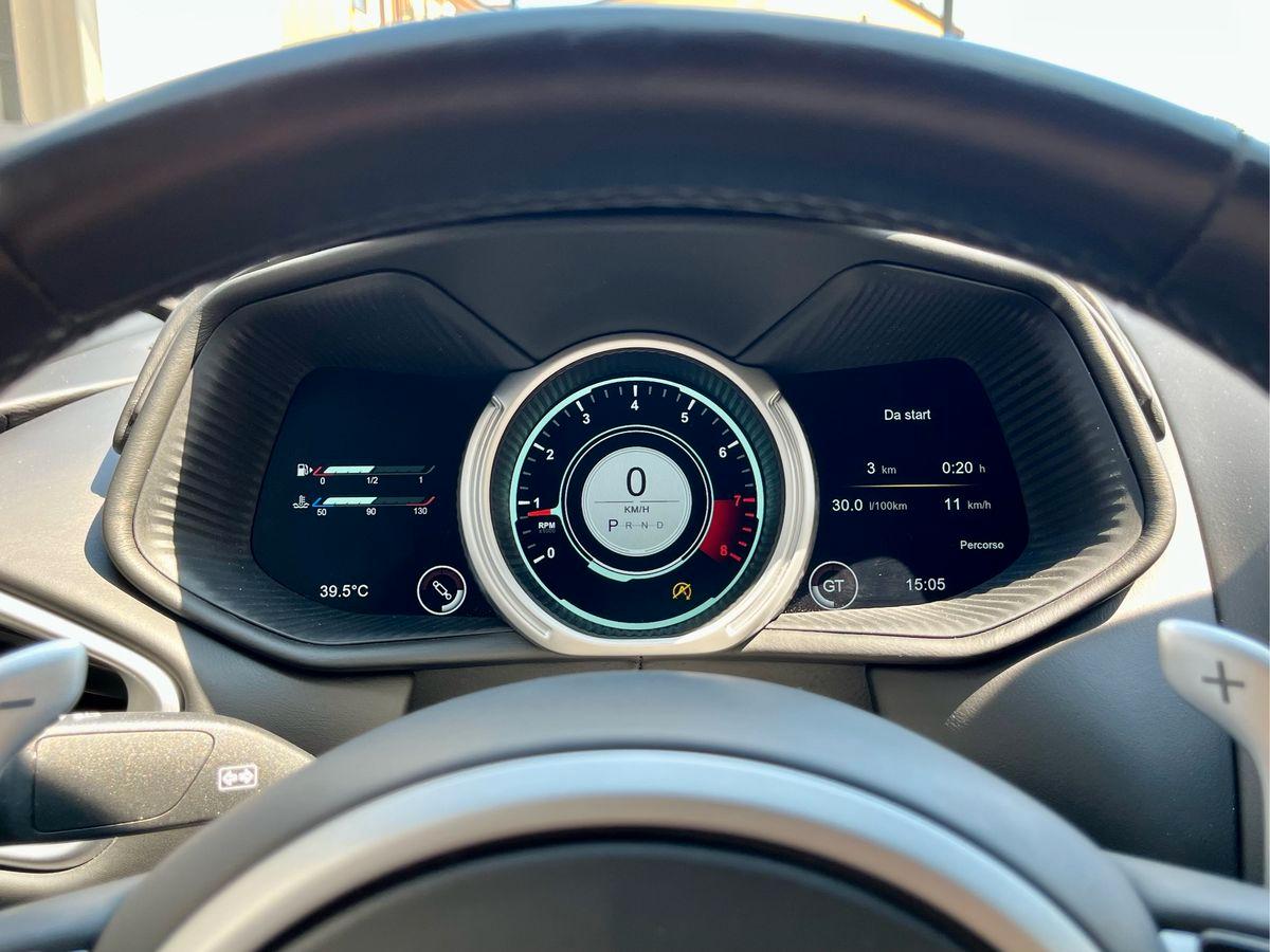 ASTON MARTIN DB11 Coupe 4.0 V8 auto