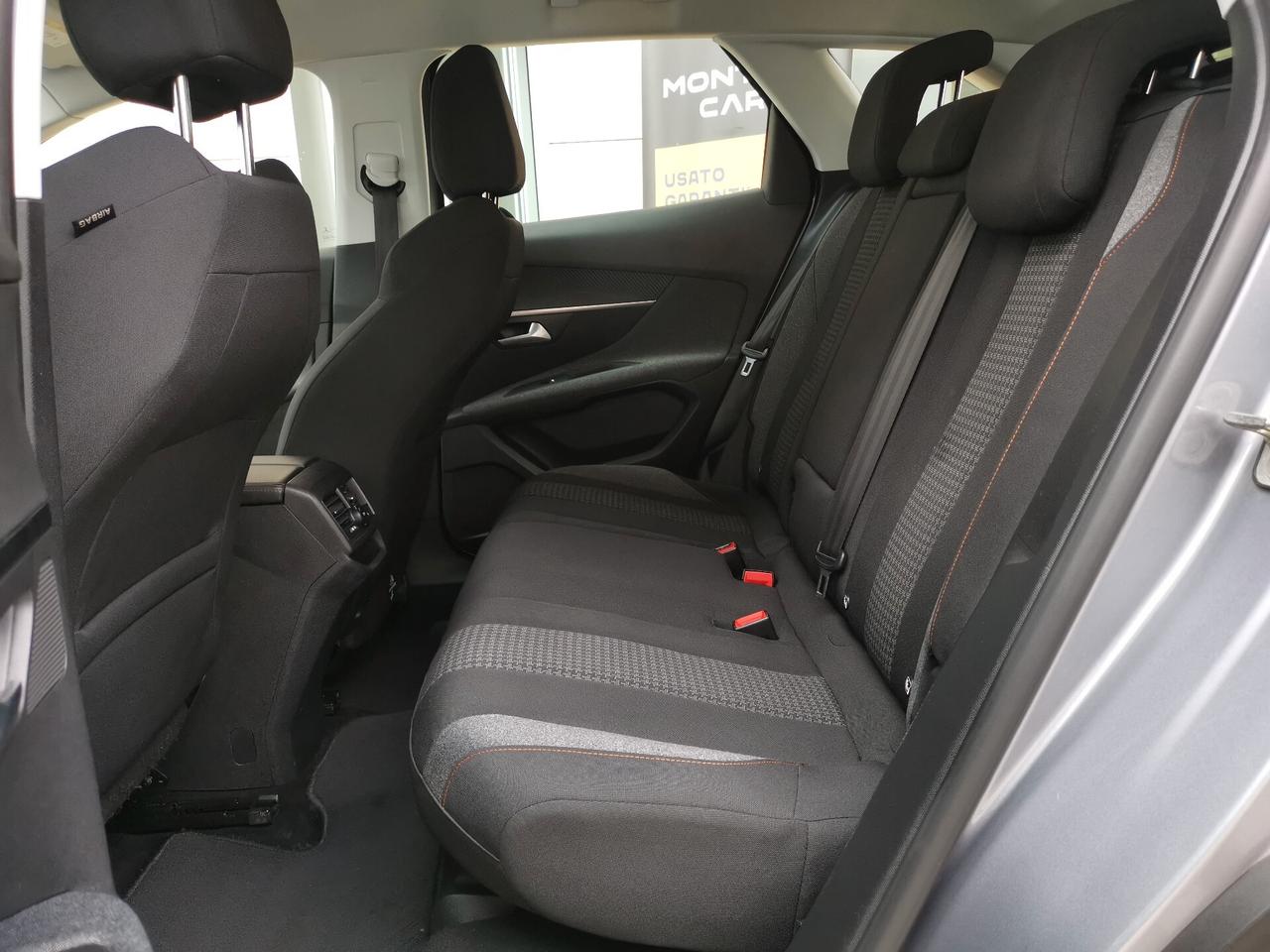 Peugeot 3008 BlueHDi 130 S&S EAT8 Active