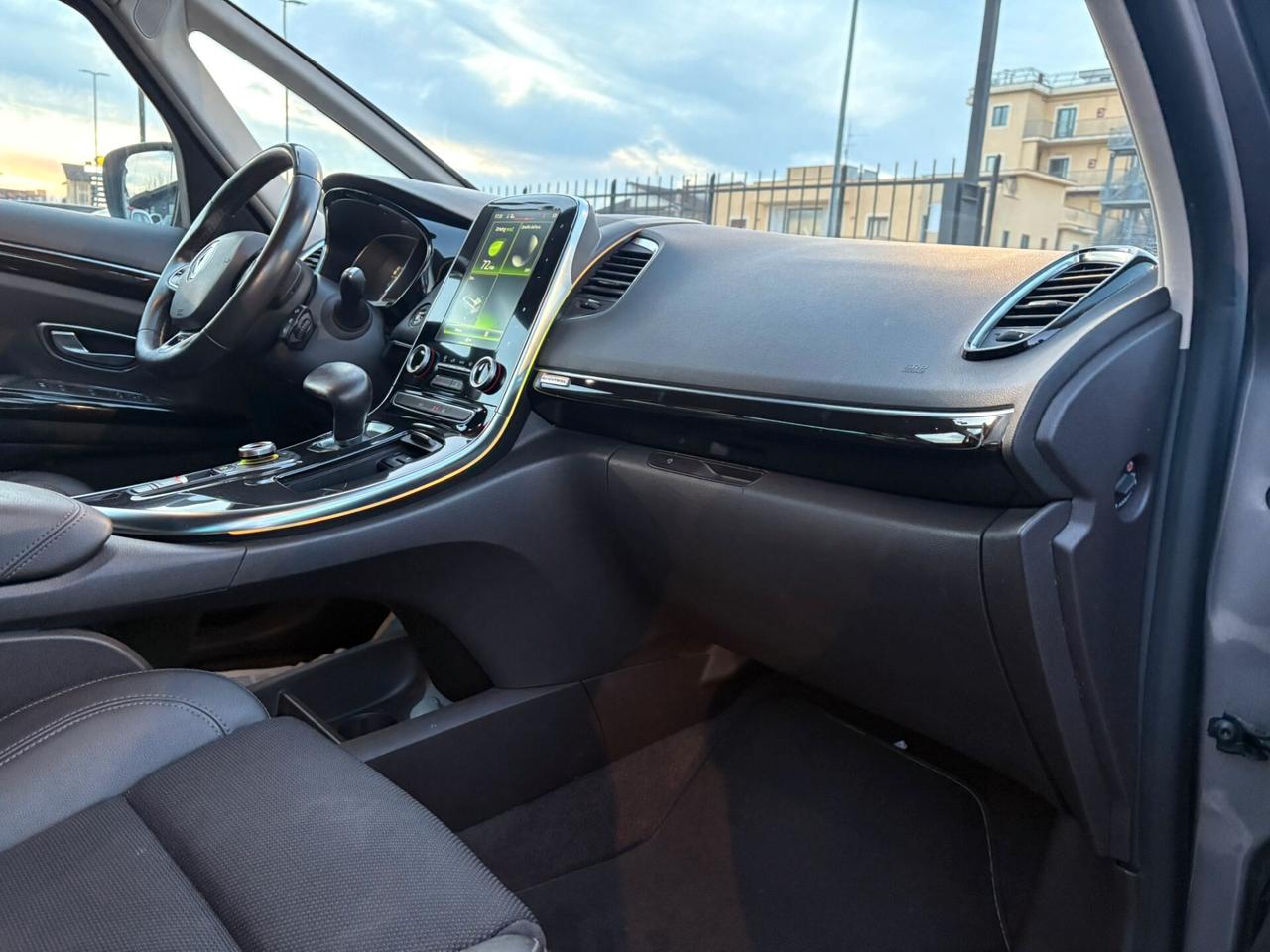 Renault Espace dCi 160CV EDC Energy Initiale Paris 4Control