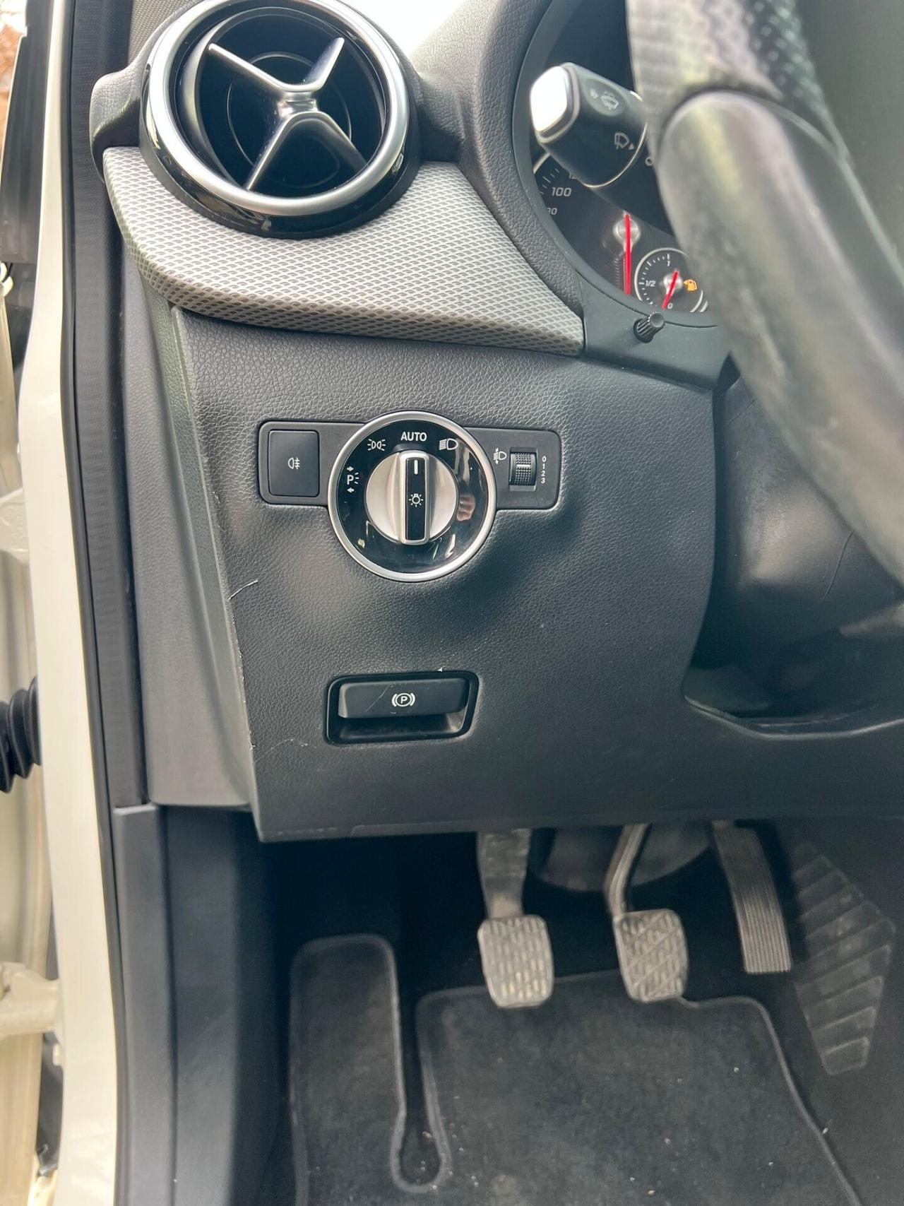 Mercedes-benz B 180 CDI Premium