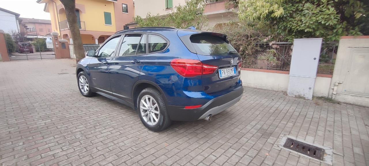 Bmw X1 xDrive18d Business