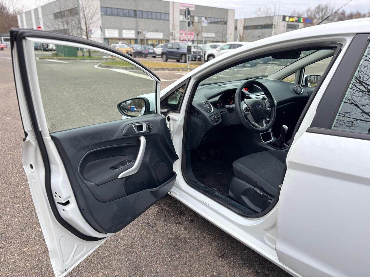 Ford Fiesta 1.2 82 CV 5 porte Titanium