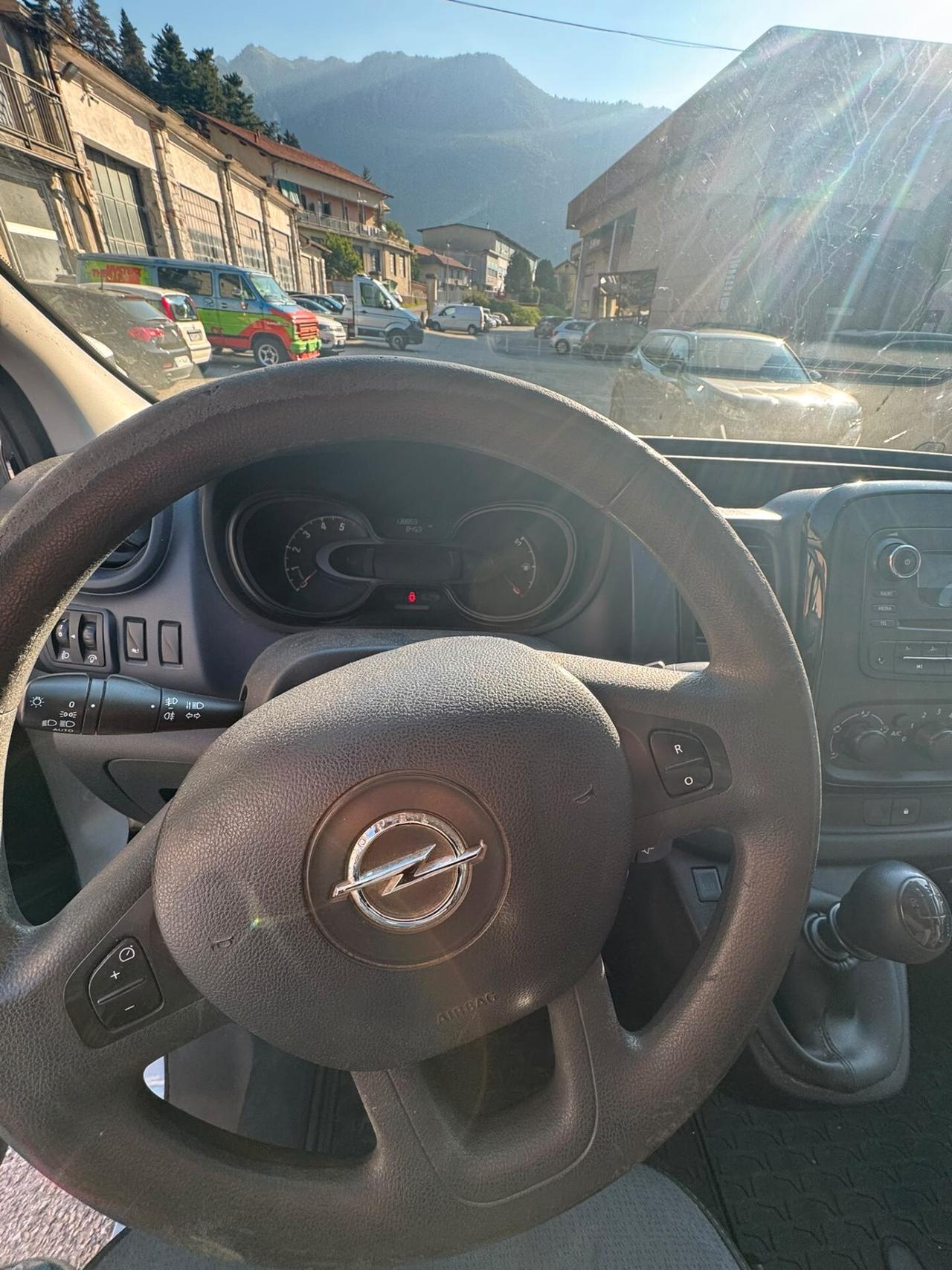 Opel Vivaro 29 1.6 CDTI PC-TN 9 POSTI