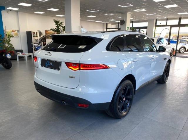 Jaguar F-Pace 2.0d i4 Prestige awd 240cv auto my18