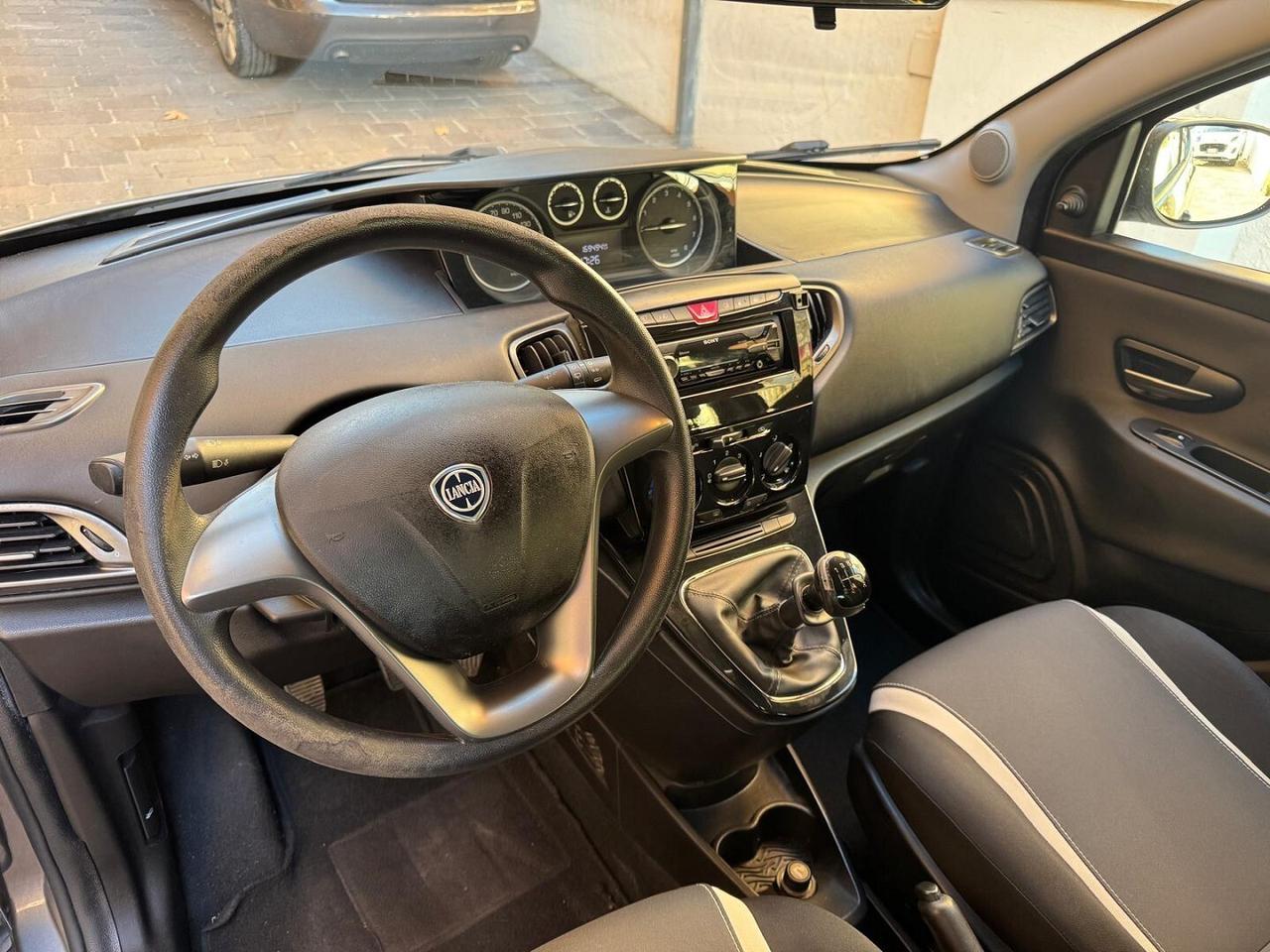 LANCIA Ypsilon 1.2 69CV 5 porte Ecochic Elefantino