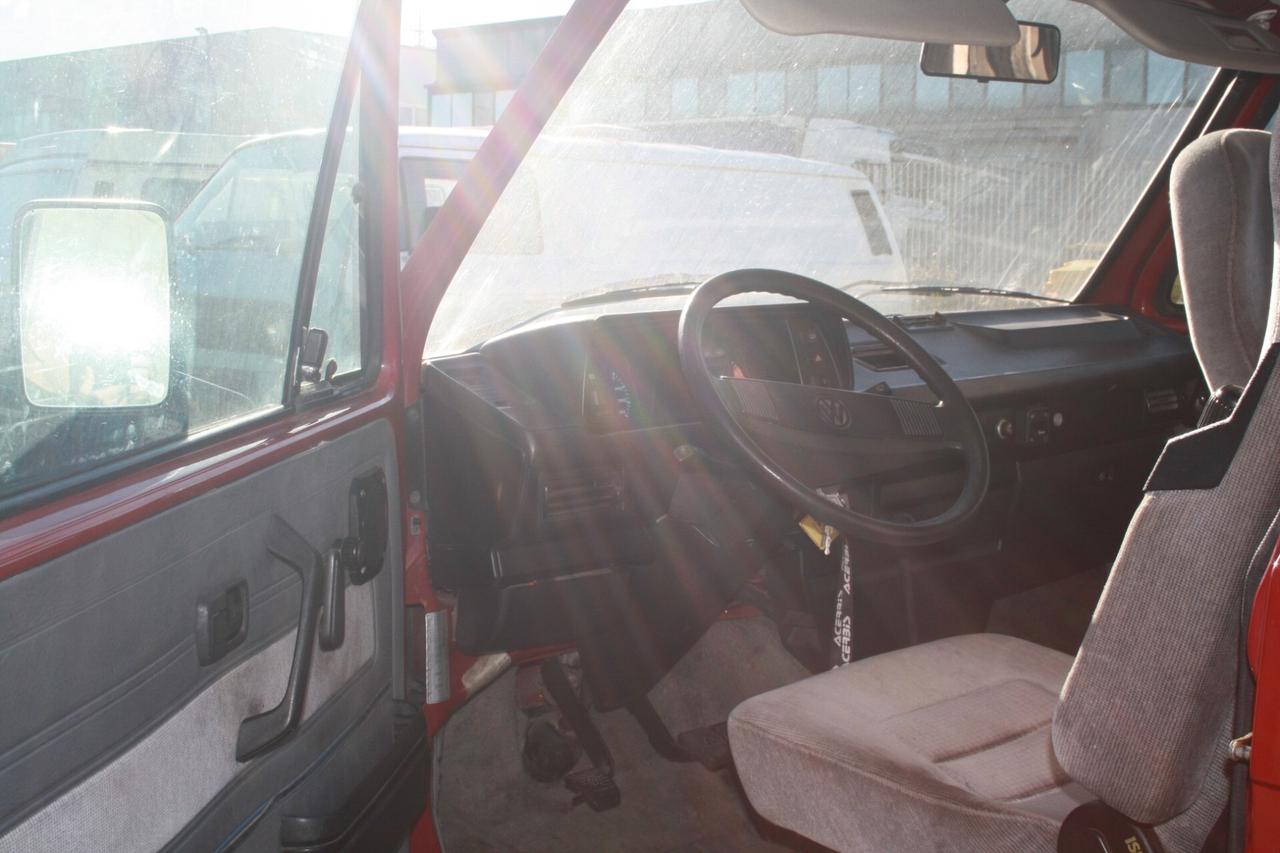 VOLKSWAGEN T3 CALIFORNIA WESTFALIA 1.6 T.D. DEL 1990 MOTORE RICONDIZIONATO