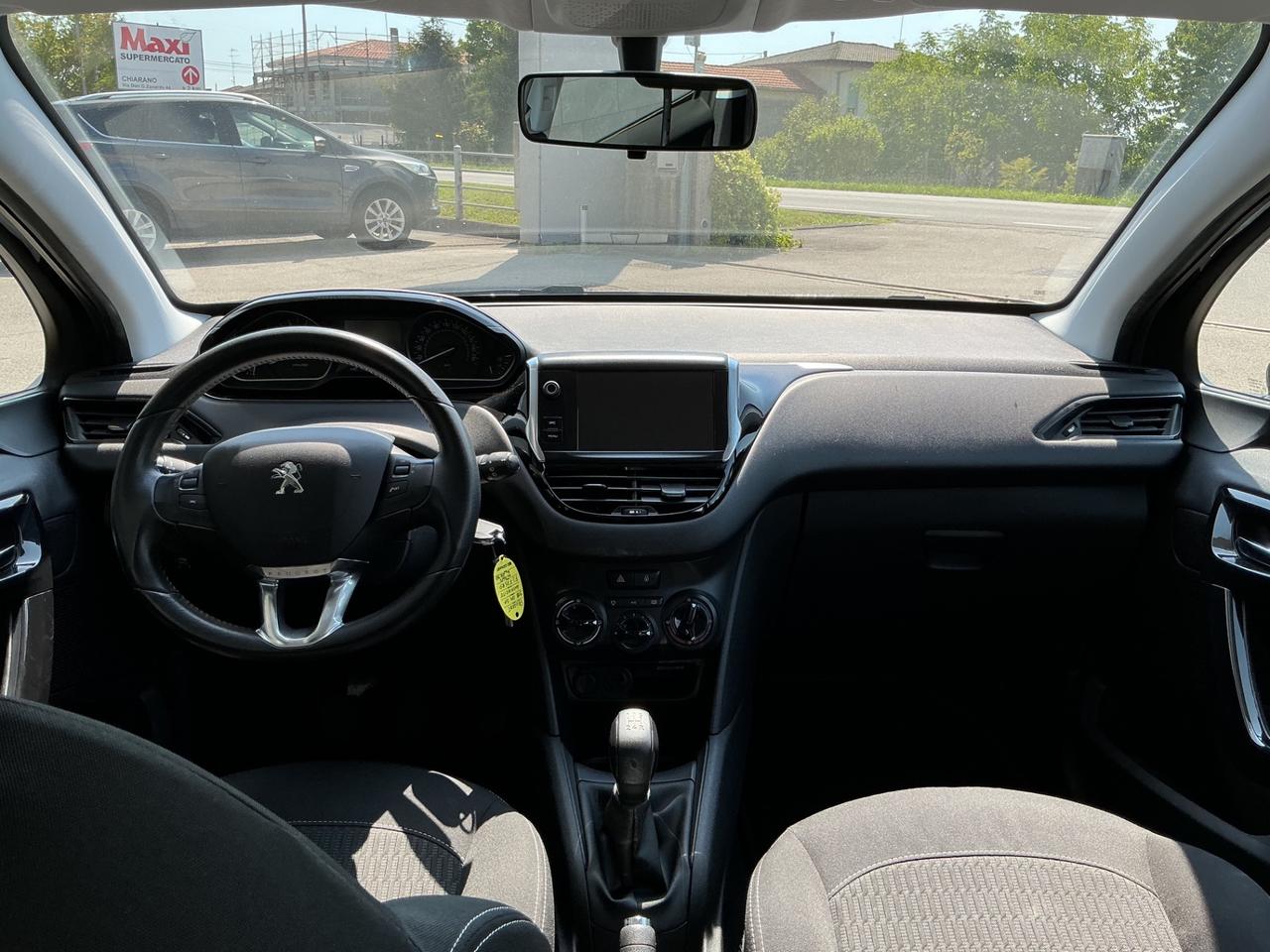 Peugeot 208 1.2 GPL Neopatentati