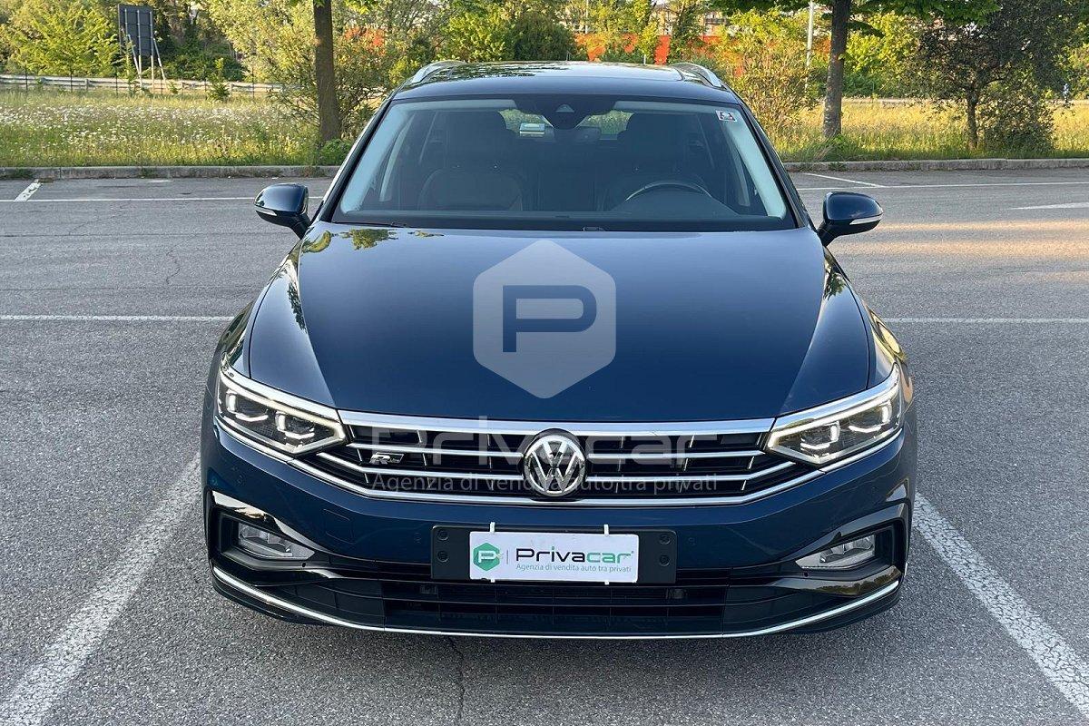 VOLKSWAGEN Passat Variant 2.0 TDI SCR EVO DSG Executive