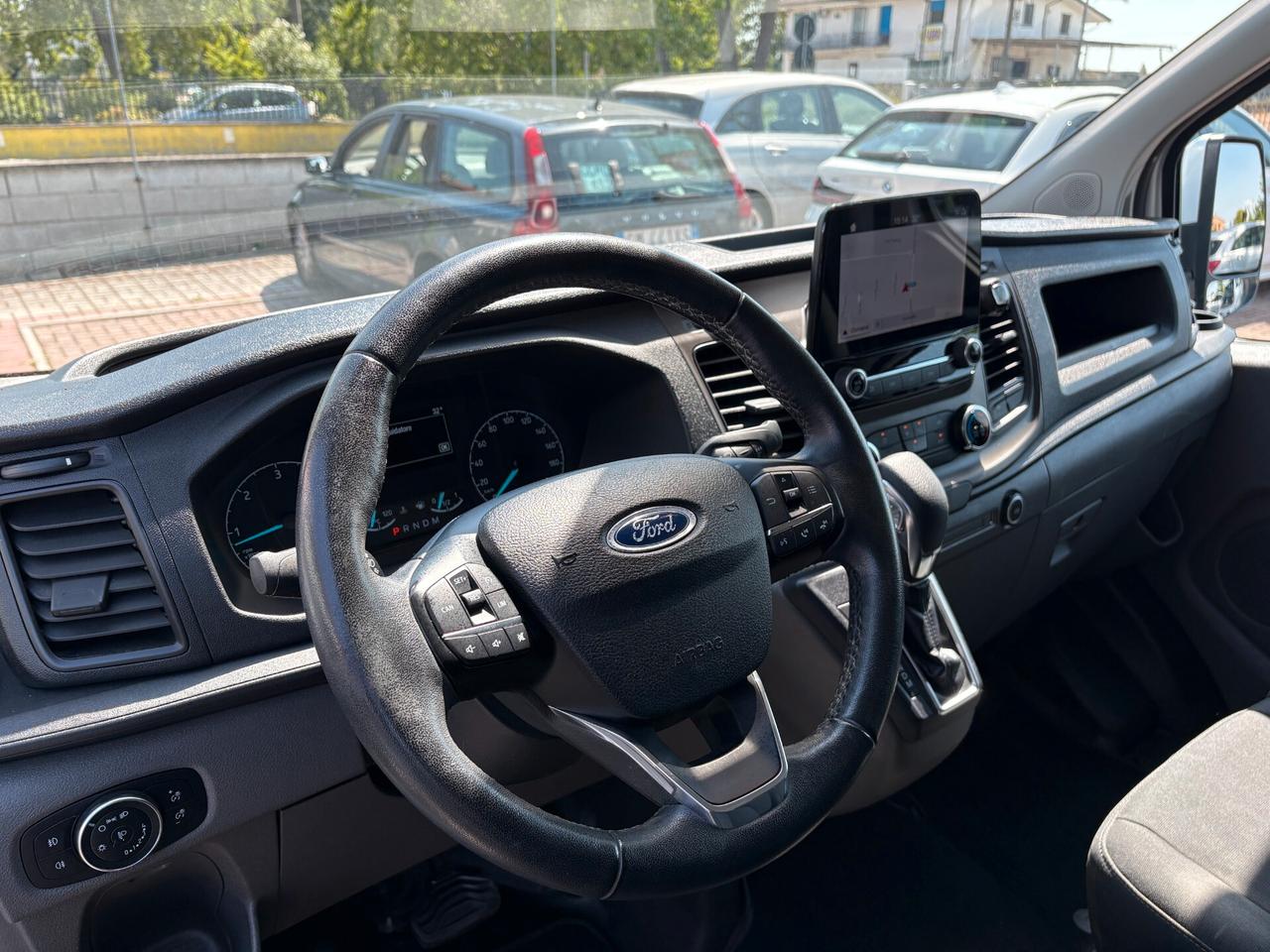Ford Tourneo Custom 320 2.0 TDCi 130CV aut. PL Titanium