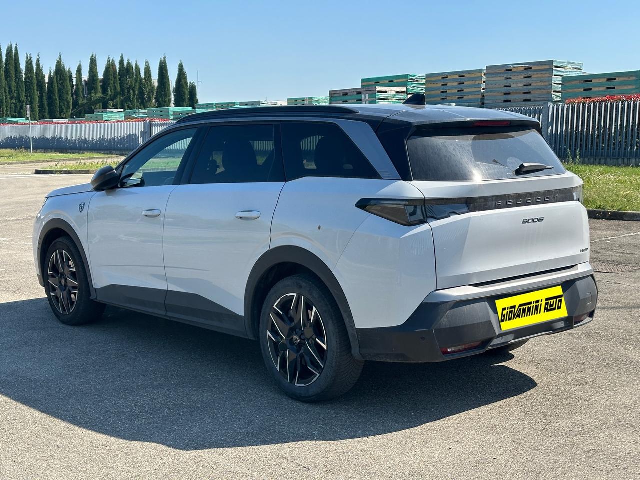 Peugeot 5008 Hybrid 136 e-DCS6 GT