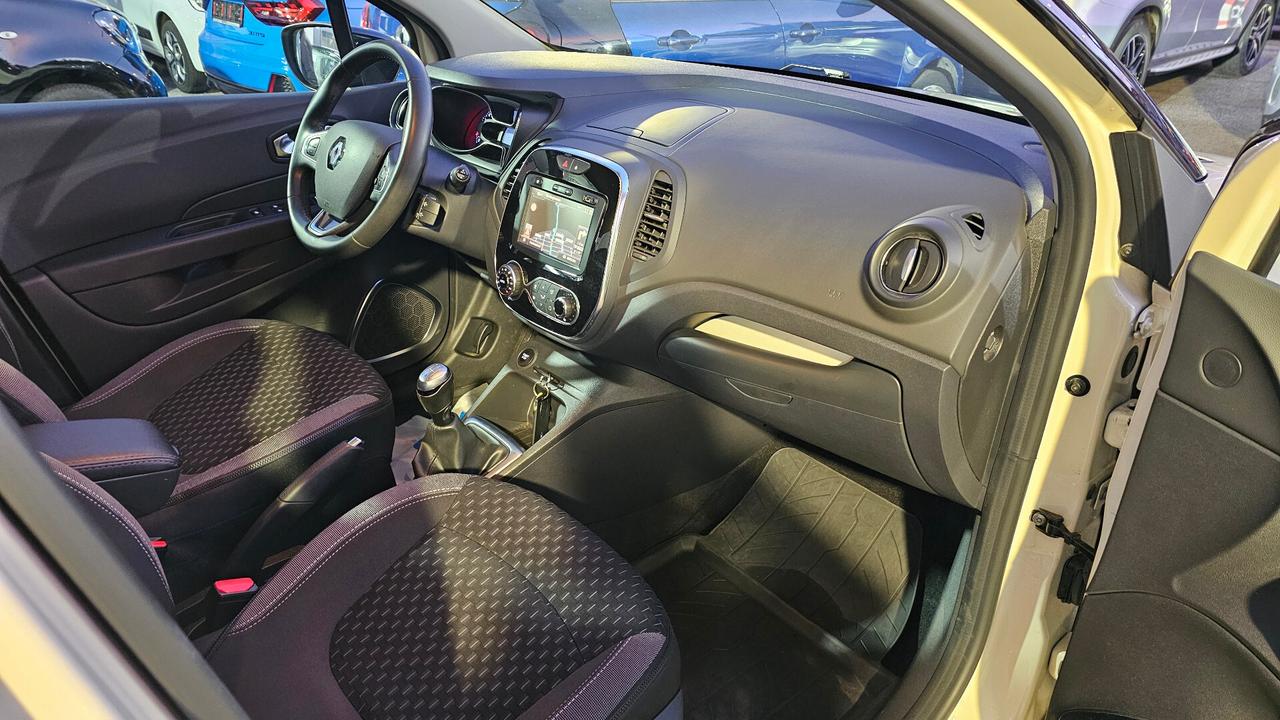 Renault Captur TCe 12V 0.9 90 CV ENERGY INTENS UNIPRO TAGL UFF