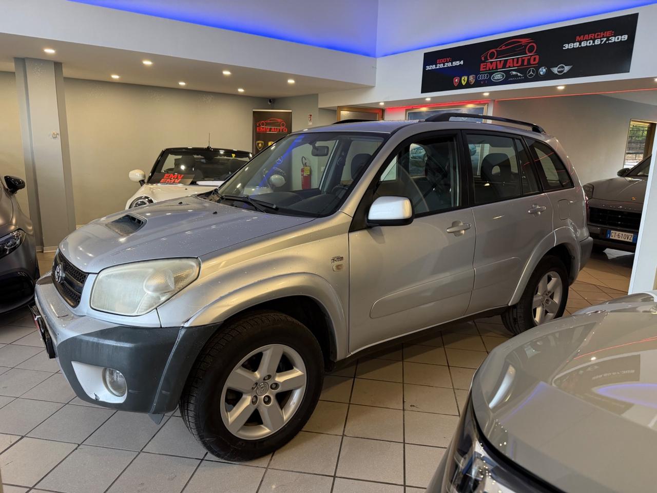 Toyota RAV4 2.0 Tdi D-4D cat 5 porte Sol