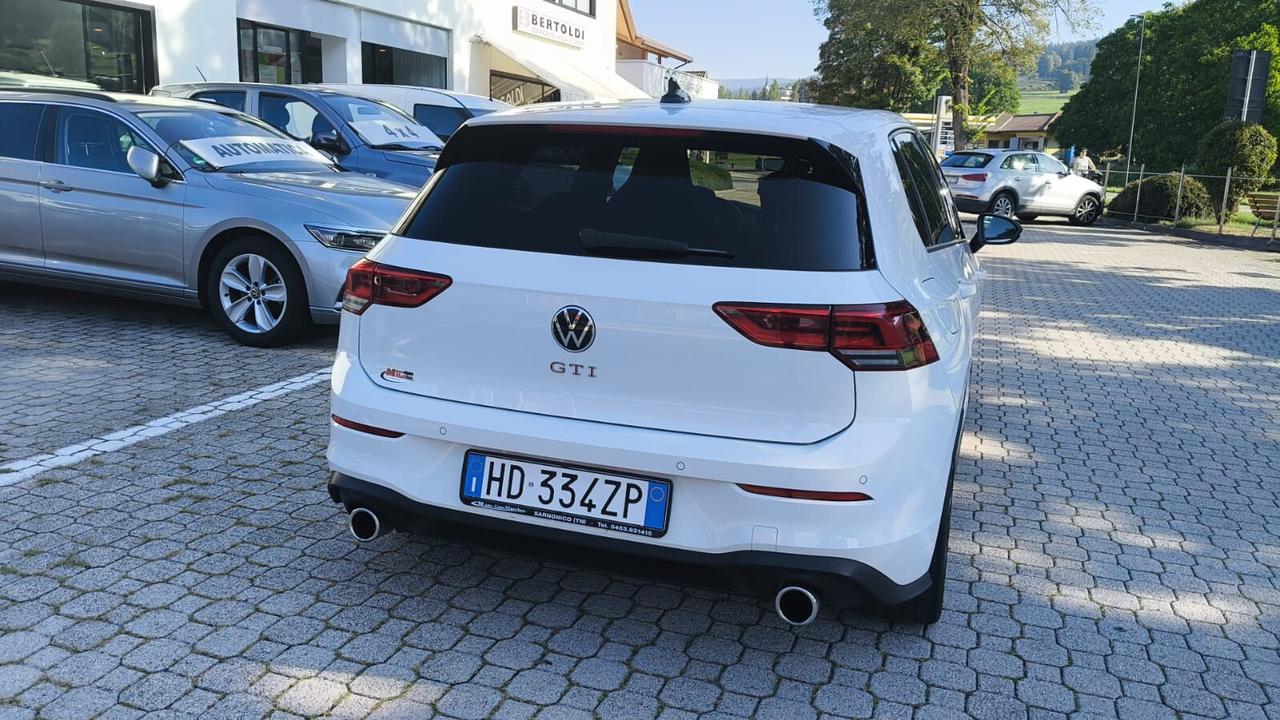 VOLKSWAGEN GOLF GTI 2.0 TURBO BENZINA 245CV MANUALE