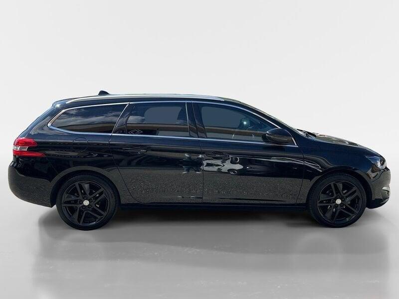 Peugeot 308 BlueHDi 120 S&S SW Allure