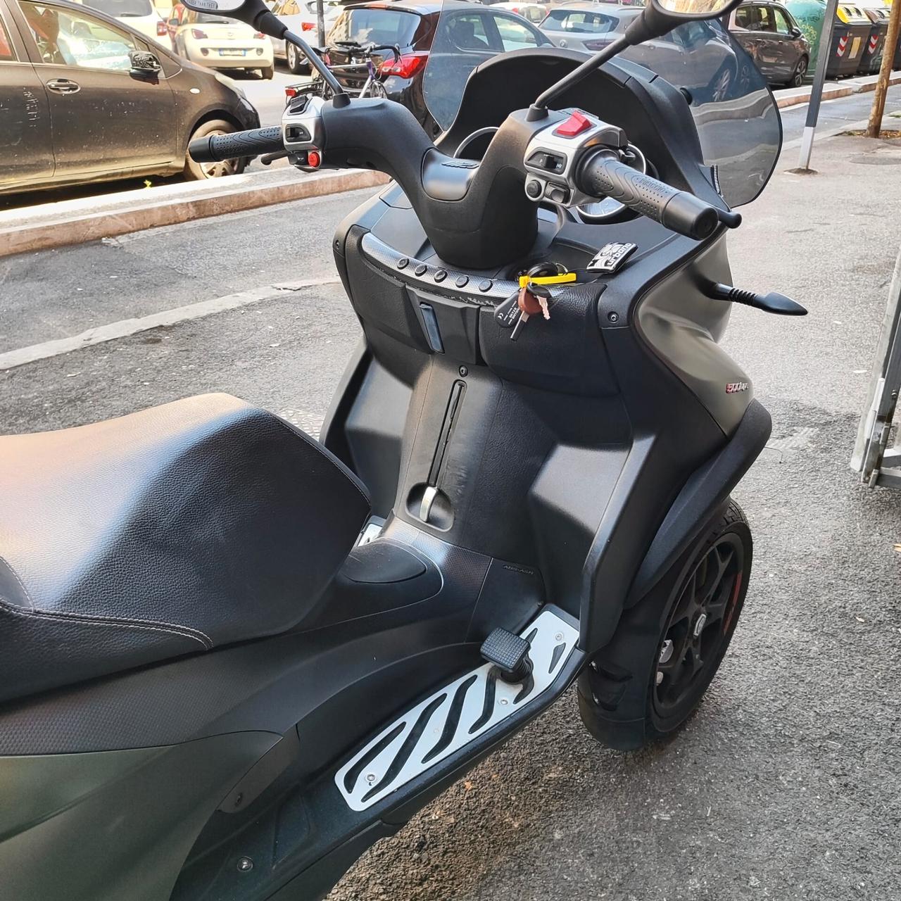 PIAGGIO MP3 500 LT ABS – 29.000 KM – PATENTE B