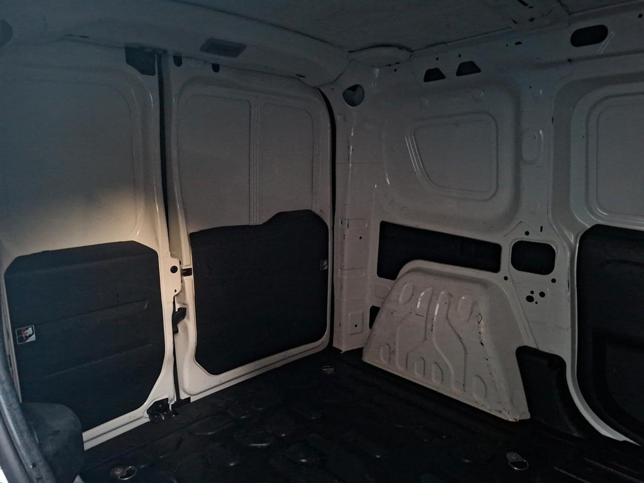 Opel Combo 1.6 Mjt 120 CV