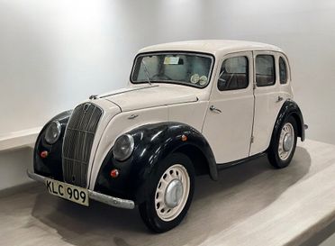 Morris Eight anni 40