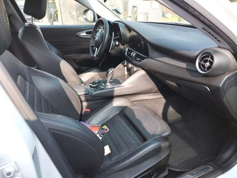 Alfa Romeo Giulia 2.2 Turbodiesel 210 CV AT8 AWD Q4 Veloce MOTORE KO!!!!!!