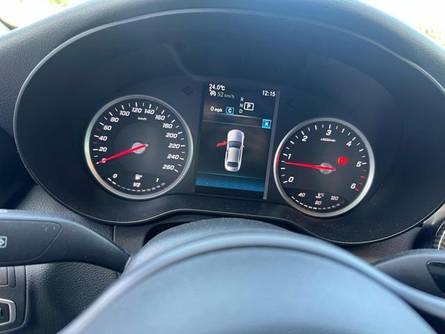 MERCEDES-BENZ C 180 d Auto Premium