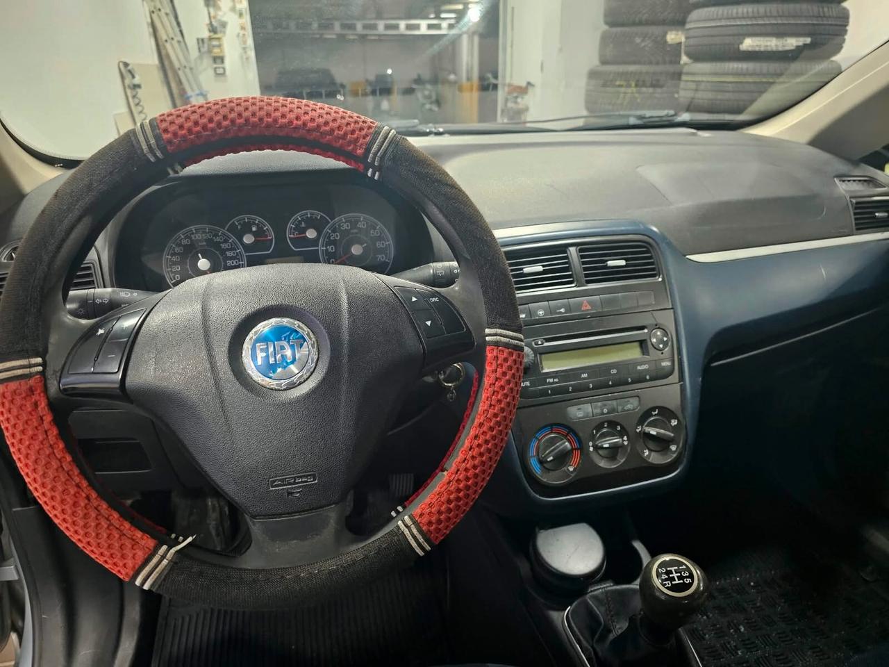Fiat Grande Punto 1.3 MJT 75 CV 5 porte Dynamic