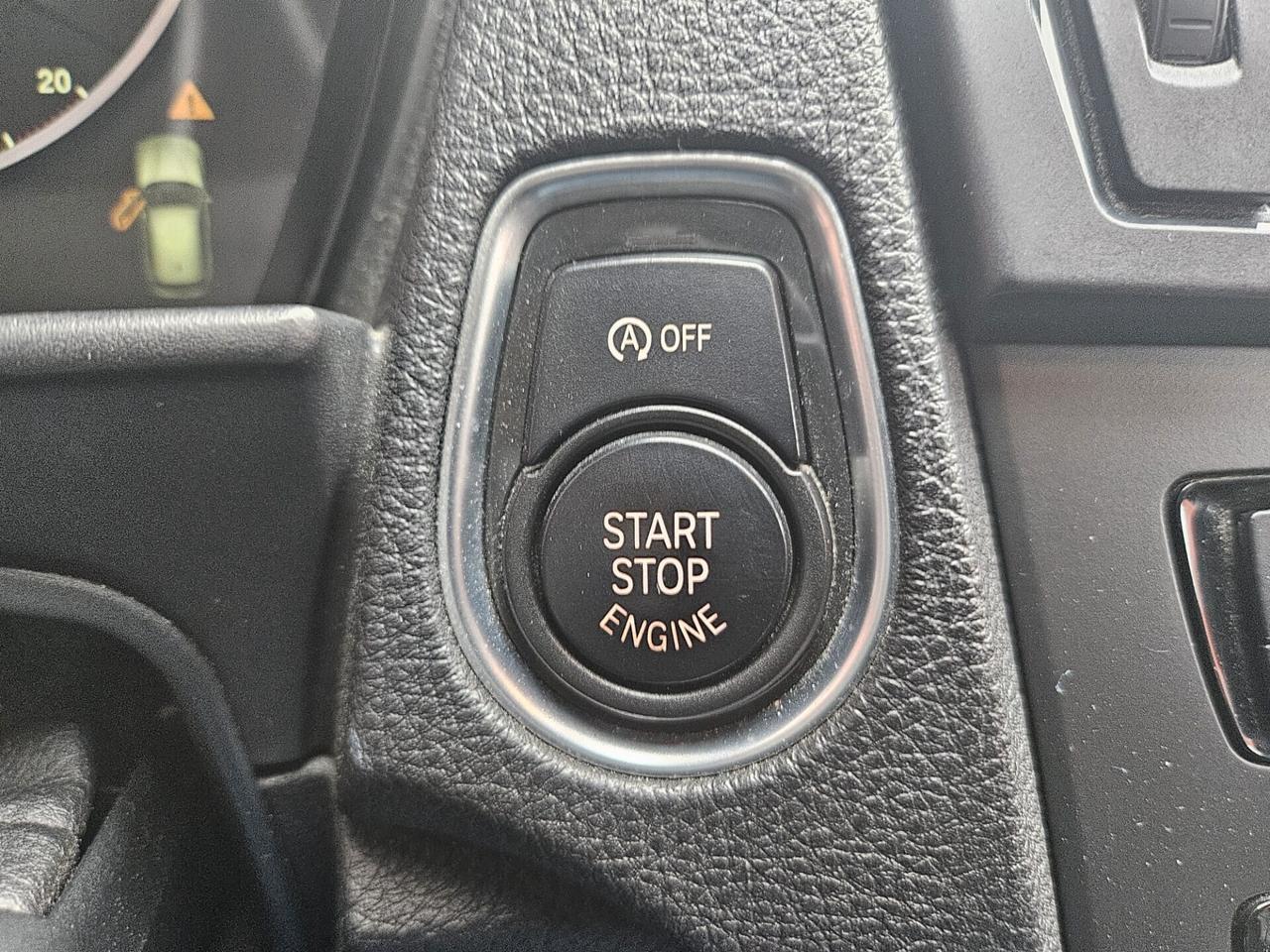 Bmw 118 118d 5p. Unique