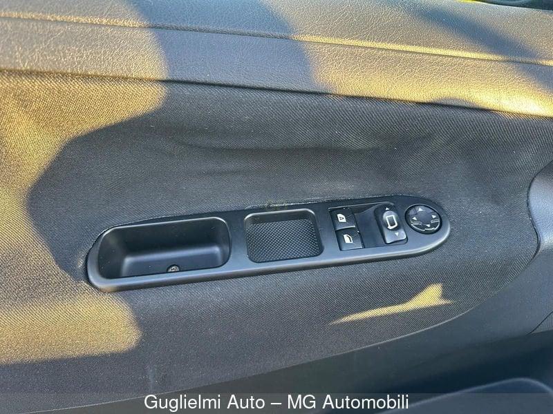 Peugeot 207 1.4 88CV 5p. X Line SOLO KM 100000